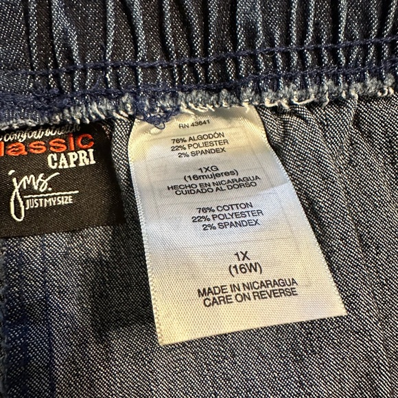 Just My Size Dark Blue Capris - Picture 7 of 8